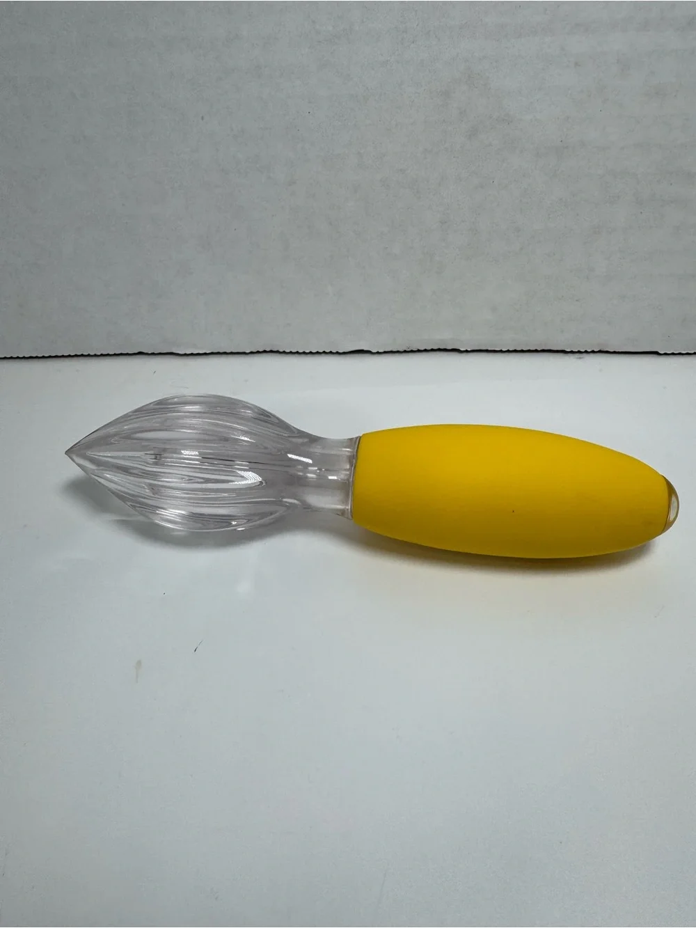 Citrus Spritzer & Reamer Set - Yellow